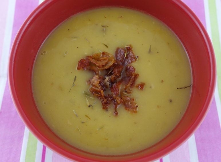 Spicy Beer and Cheddar Soup