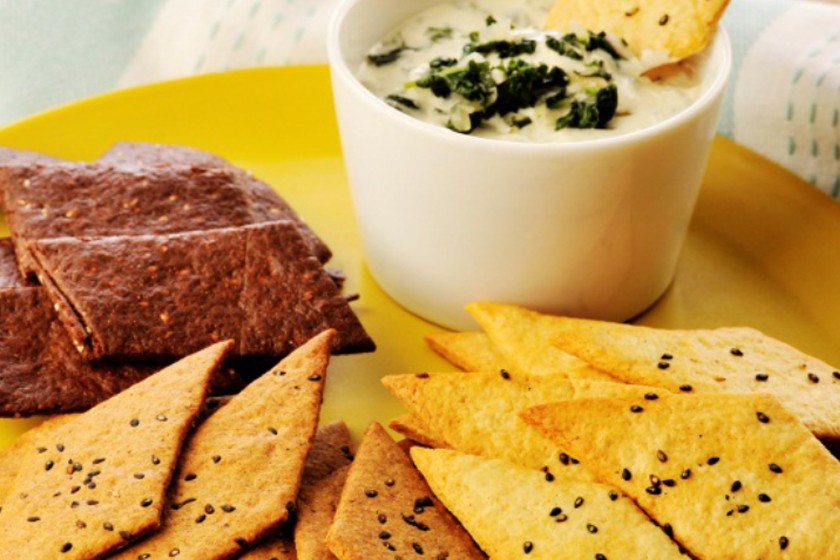 Hotcake Crackers with Spinach Dip