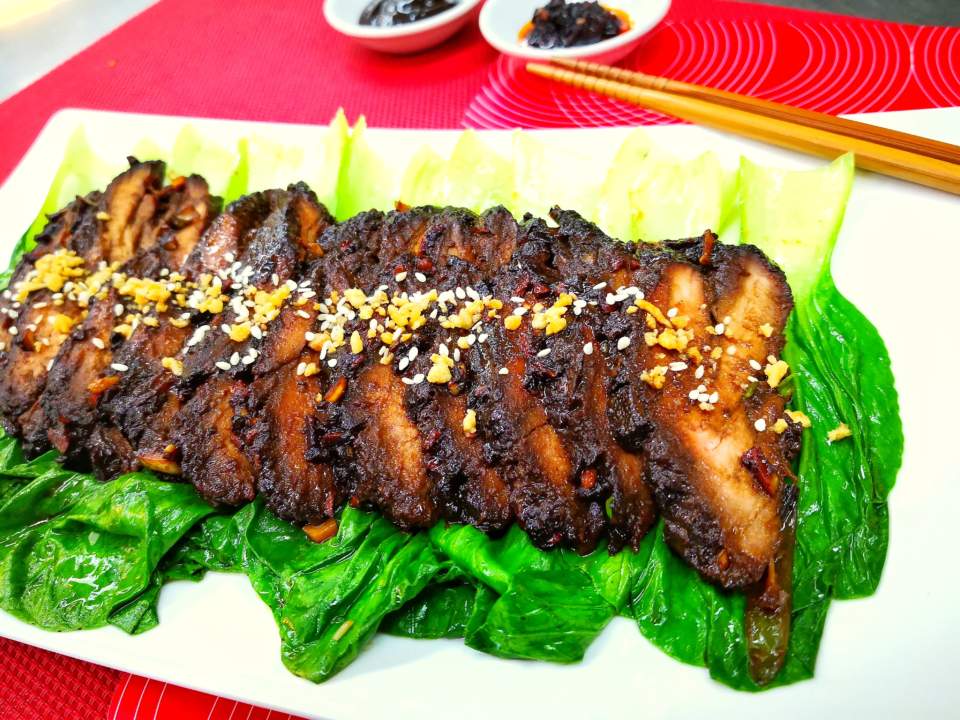 Sticky Chinese Pork in Dark Soy Sauce