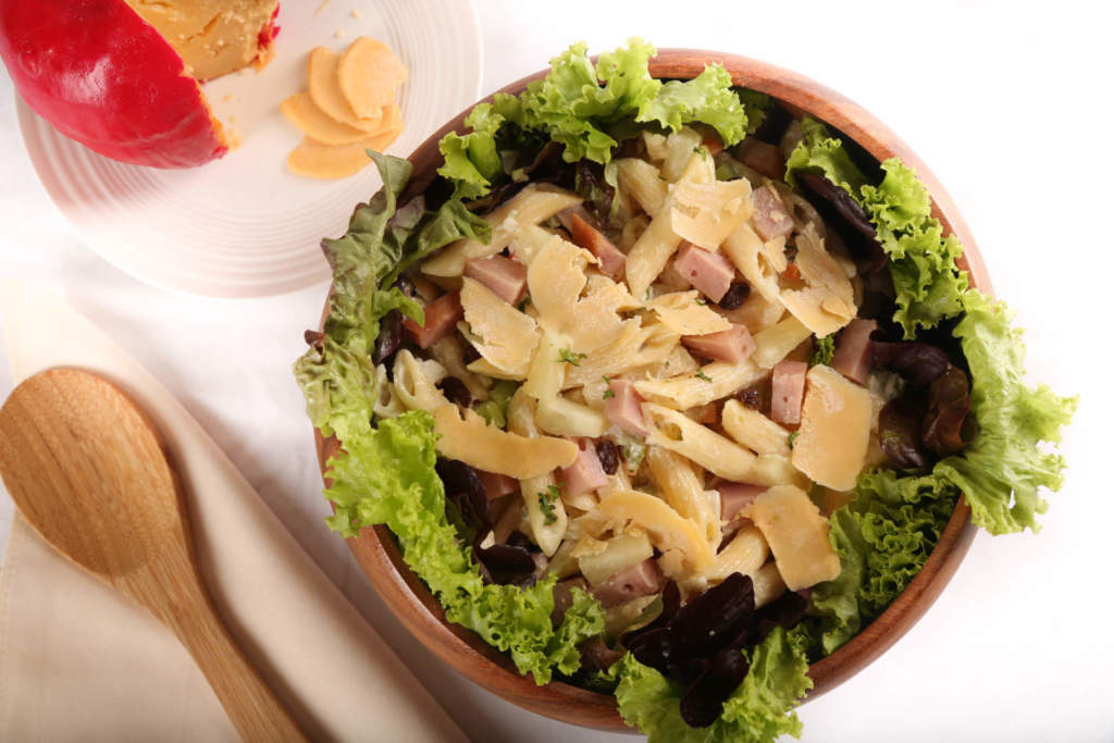 Jamon And Queso De Bola Penne Pasta Salad