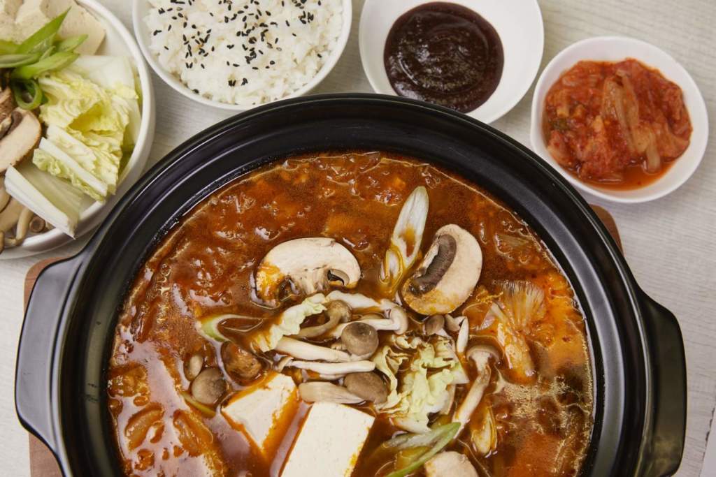 Kimchi Mushroom Stew